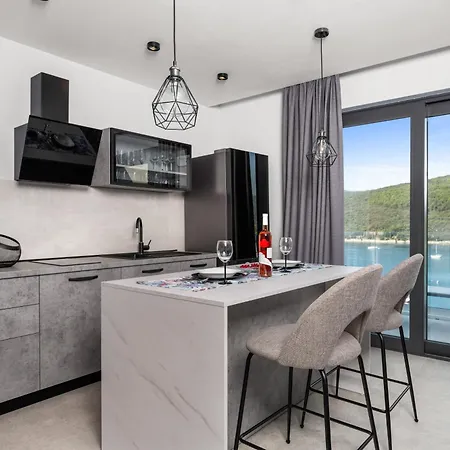 Apartment Mirella 2